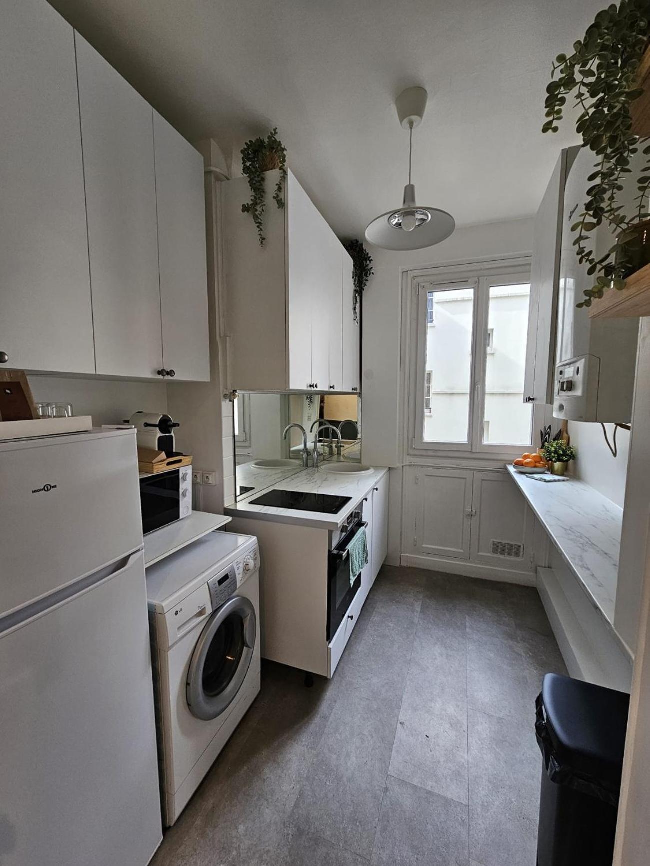 Beautiful 1 Bedroom Flat In Paris 17Th Екстериор снимка